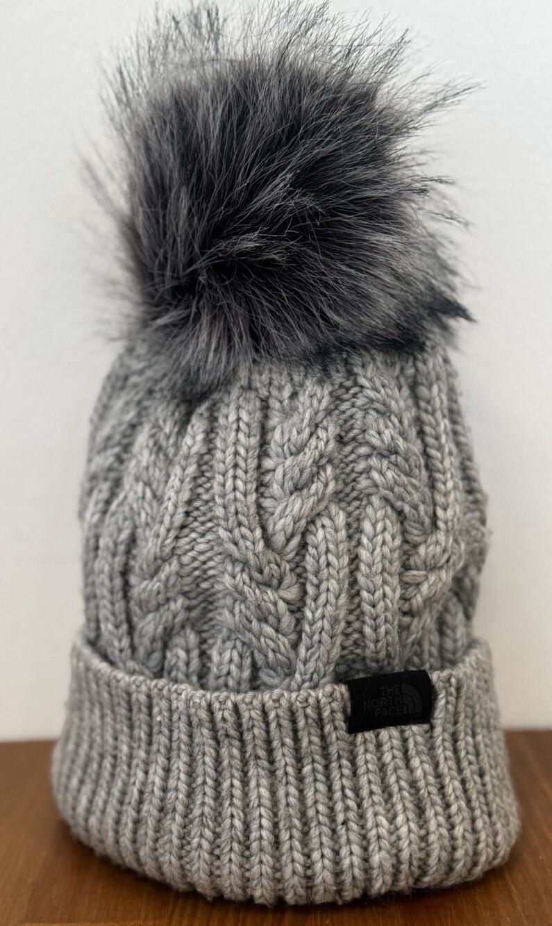 The North Face Oh Mega Fur Pom Beanie Women Gray Cable Knit One Size NWOT